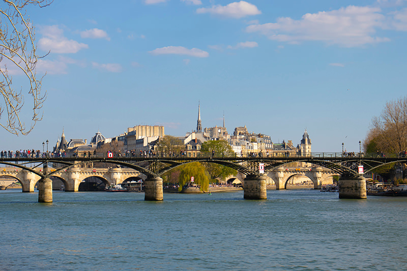 pont-des-arts-unsplash