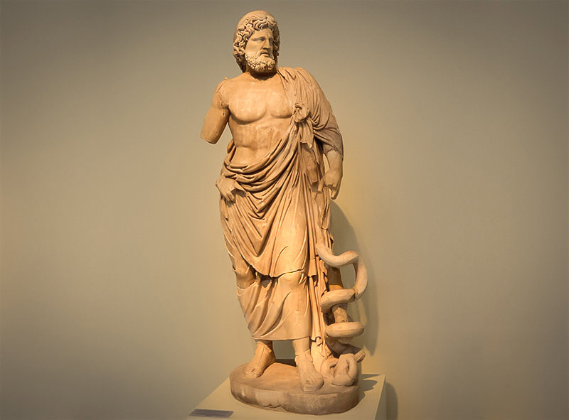 museu-nacional-da-grecia-asclepio-estatua