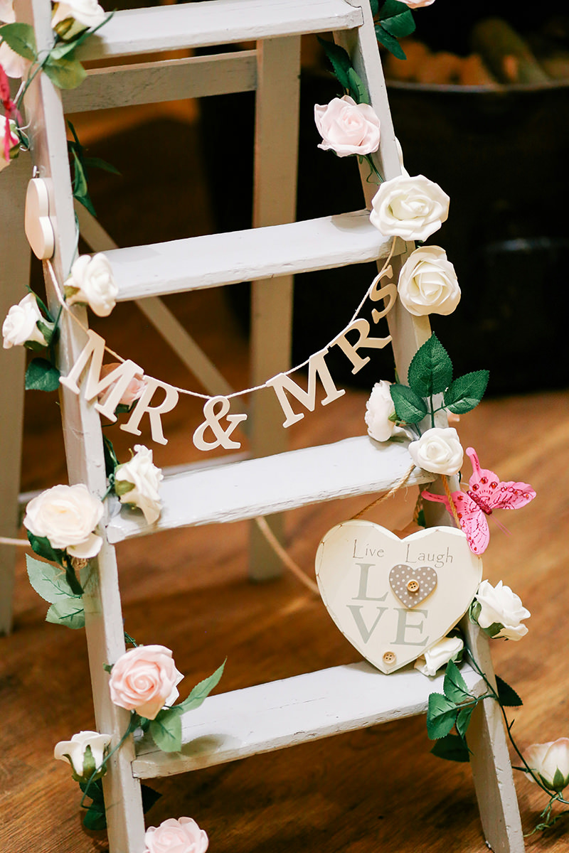 pedid-casamento-decoracao-escada-unsplash