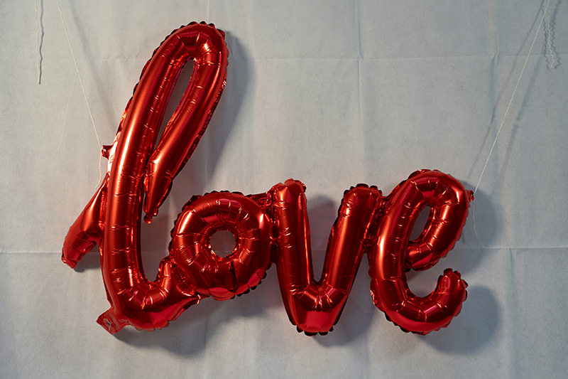 pedido-casamento-baloes-love-unsplash