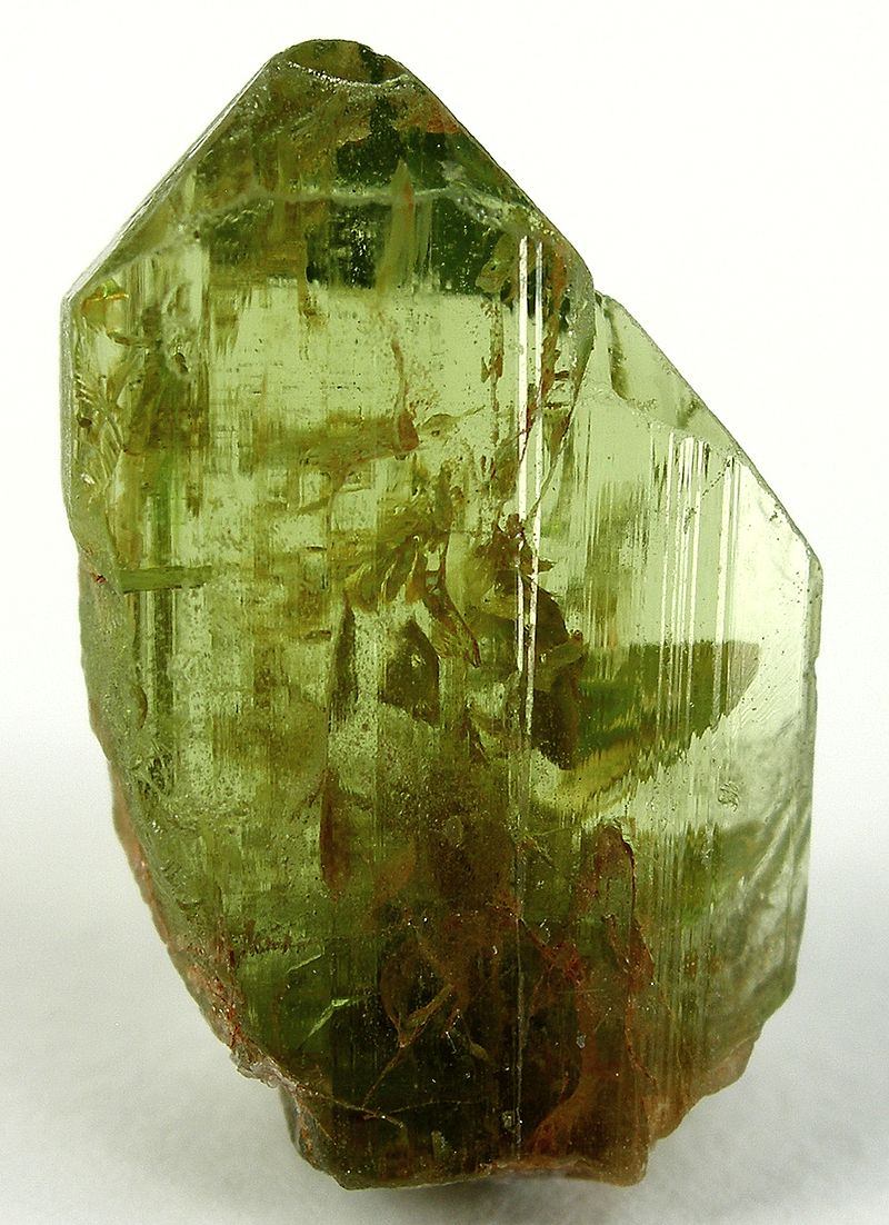 peridoto-pedra-mes-aniversario-agosto