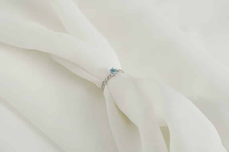 anel-de-casamento-solitario-azul