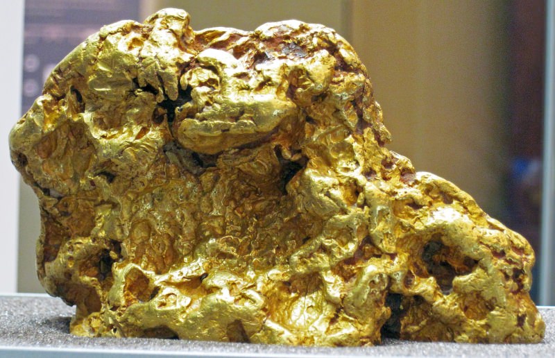 ouro-bruto-metal-1